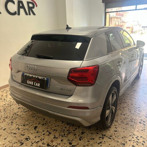 espertitalia_gallery_gnrcar_audiQ2_3